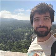 Graduado en Biología y en el Master Universitario de Biologia Avanzada